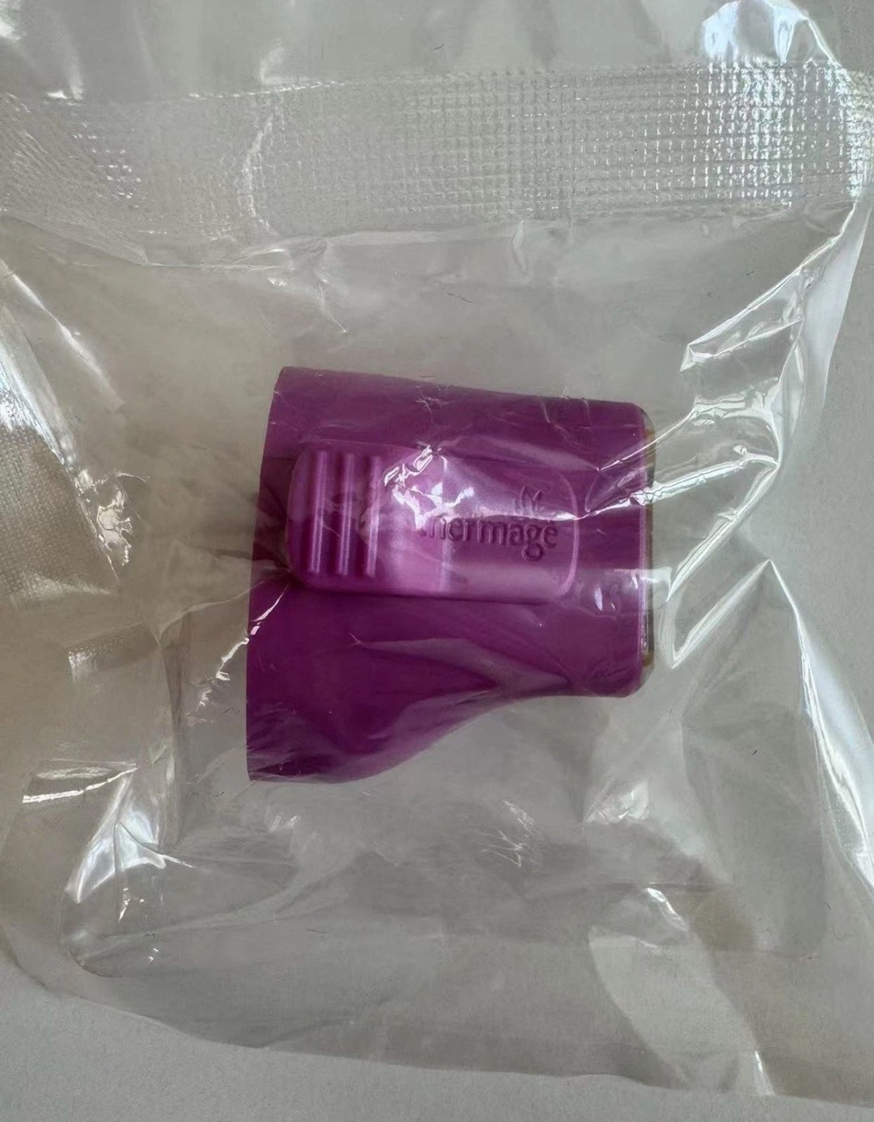 Side profile of SOLTA Thermage FLX Total Tip 4.0cm² cartridge with embossed Thermage logo, sealed for hygienic use in skin tightening treatments.