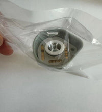 Close-up of Thermage CPT Eye Tip 0.25cm² – 450 Reps in sealed hygienic packaging, highlighting connector and contact points.